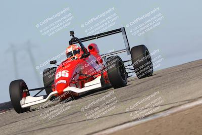 media/Oct-26-2025-CalClub SCCA (Sun) [[8ce1e69566]]/Group 3/Grapevine/